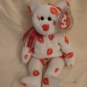 TY Beanie Baby "Smooch" Teddy Bear with tag and tag protector